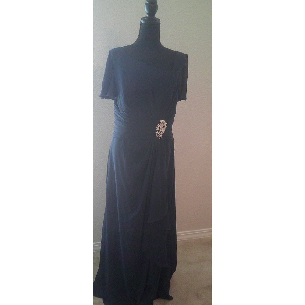 Floor Length Dark Blue Formal Dress w/Jewel Embellishment No Size 40 Inch Bust